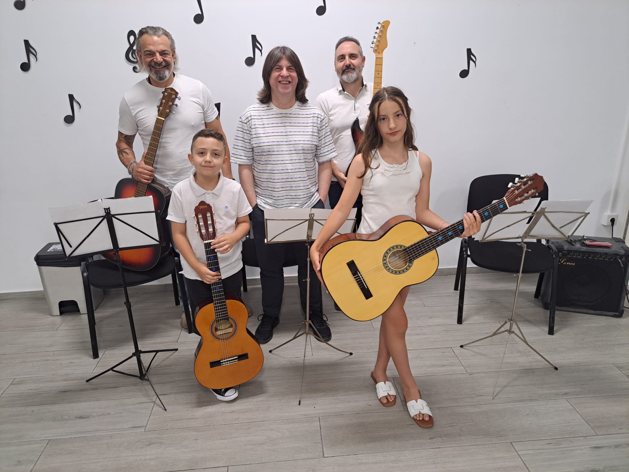 Alumnado y profesorado de guitarra